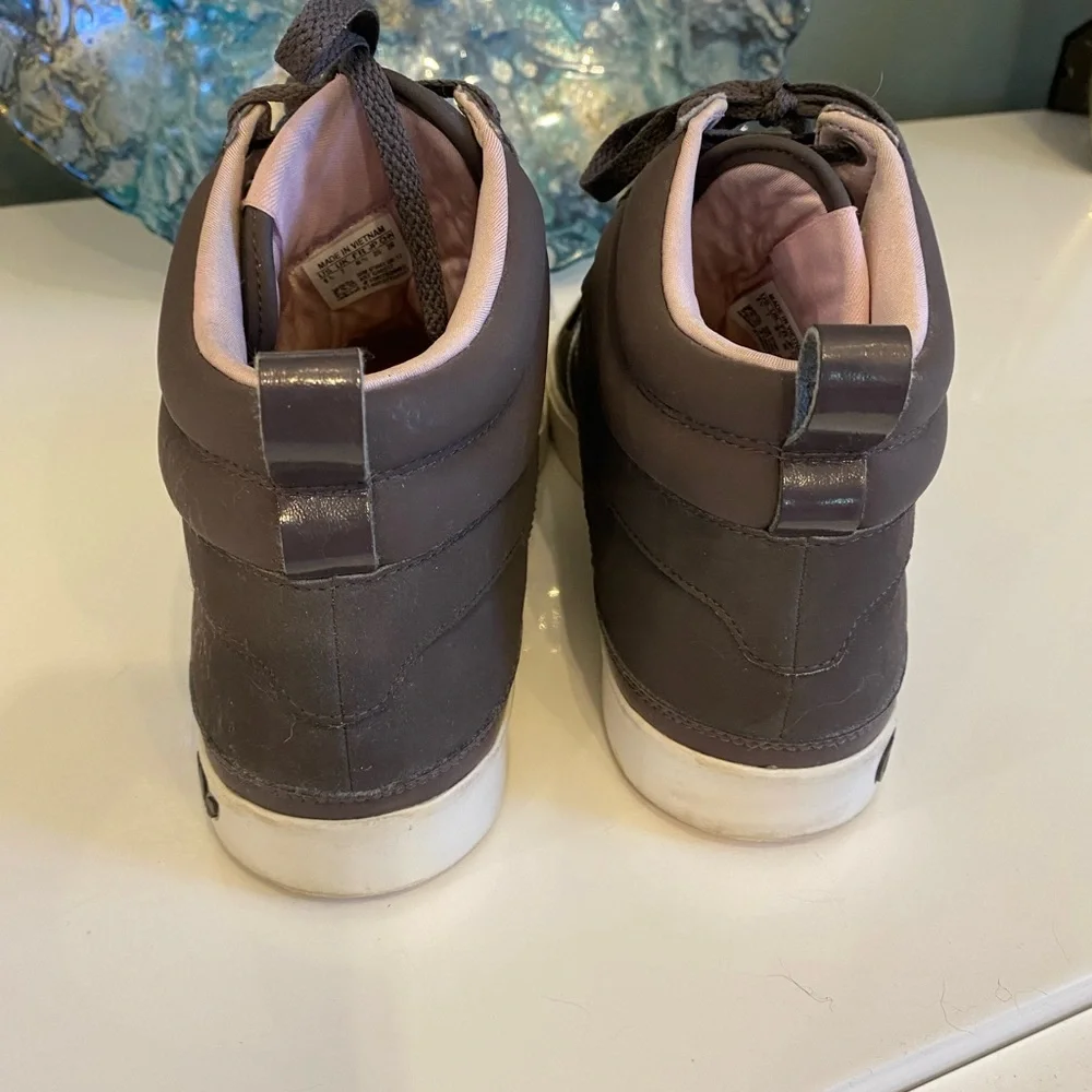 Adidas Womens  High-Top Sneakers - Dark Gray - Picture 2 of 5